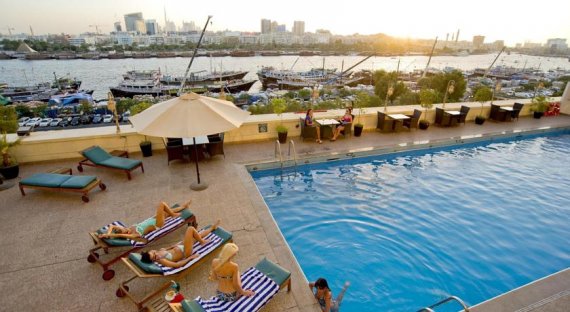 Carlton Tower Hotel Dubai